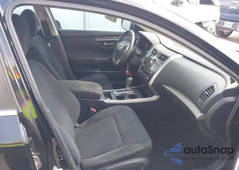 2015 Nissan Altima 2.5 S из США, поврежденный, VIN 1N4AL3AP1FN364891